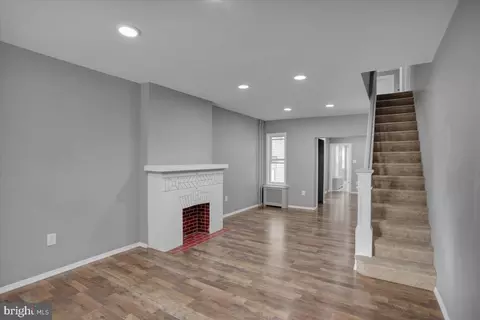 1353 Walnut St, Reading, PA 19604 photo 6
