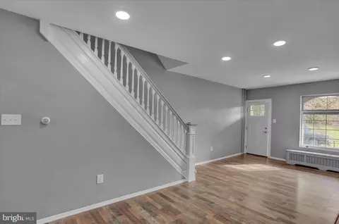 1353 Walnut St, Reading, PA 19604 photo 8