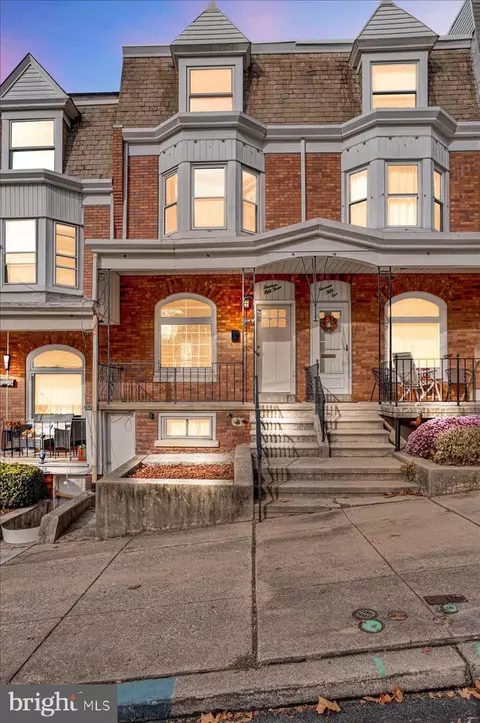 1353 Walnut St, Reading, PA 19604