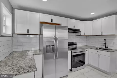 1353 Walnut St, Reading, PA 19604 photo 14
