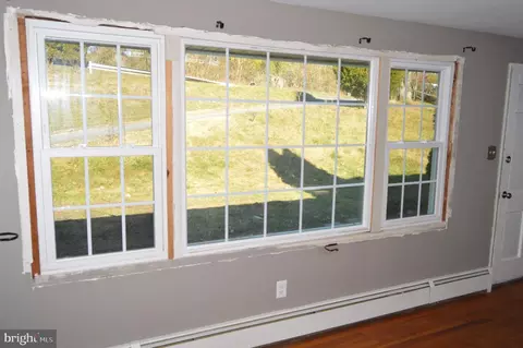 890 Church Rd, Reading, PA 19607 photo 3