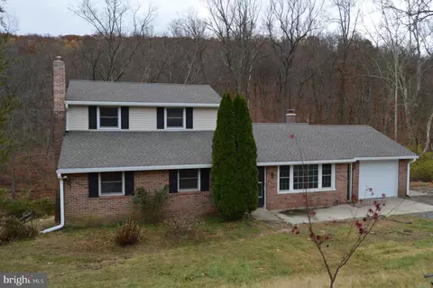 890 Church Rd, Reading, PA 19607