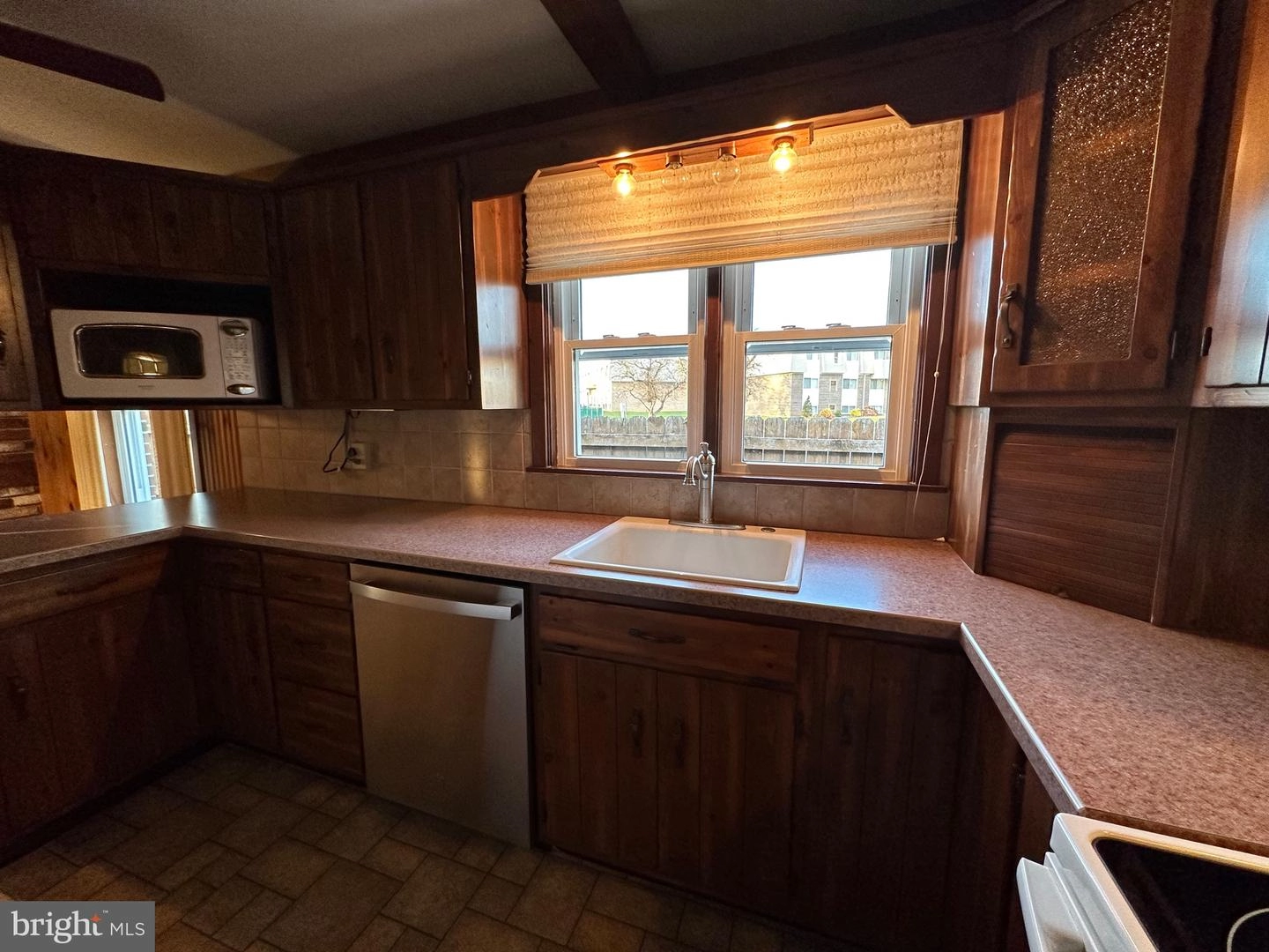 1598 Norton Ave, Reading, PA 19607 photo 16