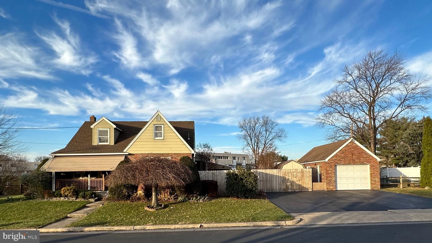 1598 Norton Ave, Reading, PA 19607 photo 1