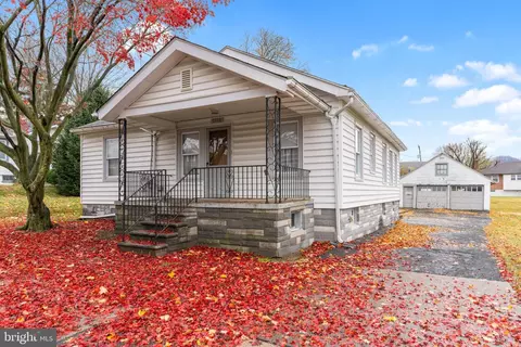 1516 Queen St, Reading, PA 19605