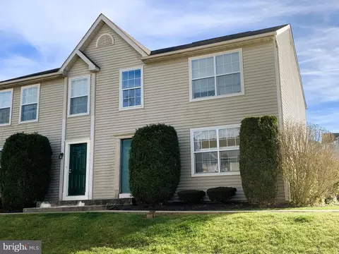 19 Cranberry Rdg # -1, Reading, PA 19606