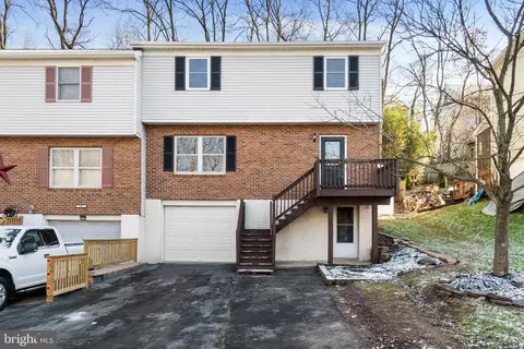 311 Drew Ct, Birdsboro, PA 19508