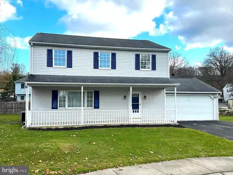 528 E Locust St, Fleetwood, PA 19522