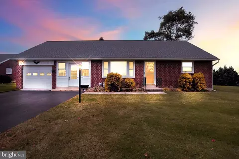 337 Deka Rd, Fleetwood, PA 19522