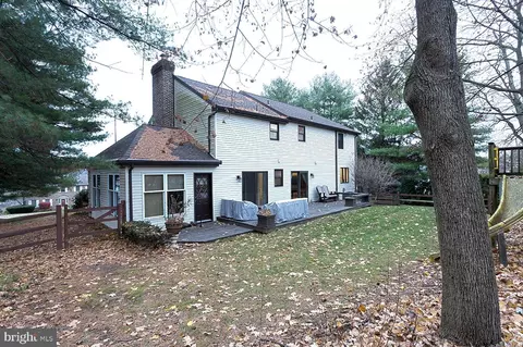 12 Estates Dr, Reading, PA 19606 photo 4