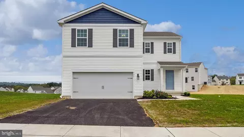 547 E 4th St, Bernville, PA 19506
