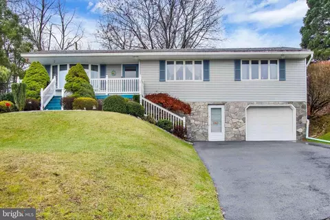 216 Ardmore Ave, Reading, PA 19607