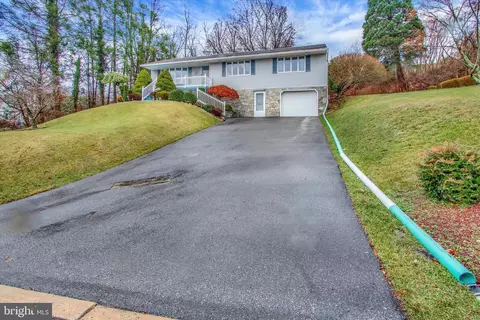 216 Ardmore Ave, Reading, PA 19607 photo 27