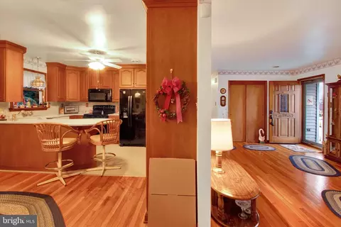 216 Ardmore Ave, Reading, PA 19607 photo 9