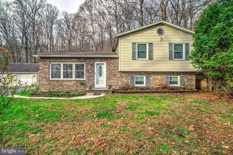 440 Church Lane Rd, Reading, PA 19606