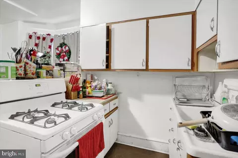 Kitchen - 100 W Spring St, Reading, PA 19601 photo 3 of 3