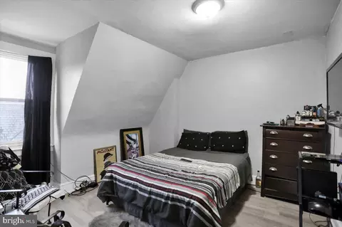 Bedroom - 100 W Spring St, Reading, PA 19601 photo 1 of 5