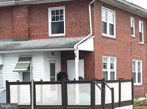 100 Cacoosing Ave, Reading, PA 19608 photo 4