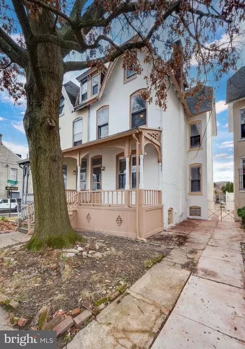 524 Douglass St, Reading, PA 19601
