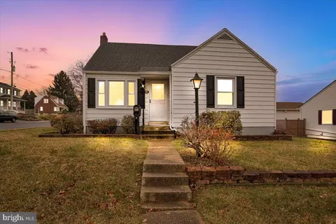 336 S Kenhorst Blvd, Reading, PA 19607 photo 32