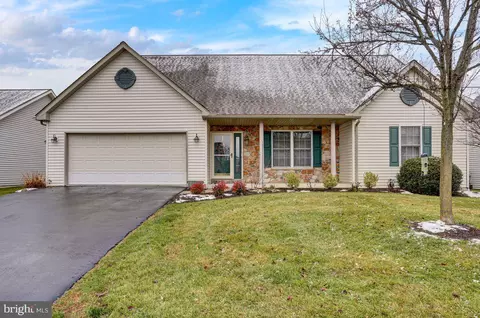 160 N Cacoosing Dr, Reading, PA 19608