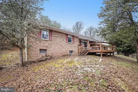 930 White Bear Rd, Birdsboro, PA 19508