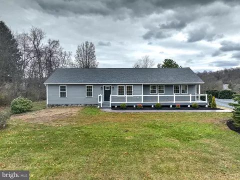 495 Golf Course Rd, Birdsboro, PA 19508