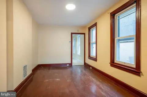 421 Elm St, Reading, PA 19601 photo 4