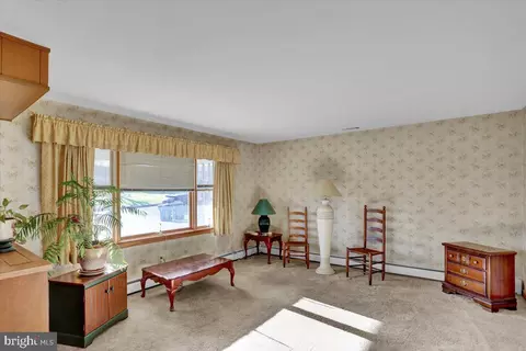 9 Annabeth Rd, Oley, PA 19547 photo 3