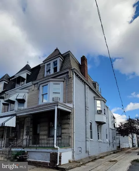 809 Mcknight St, Reading, PA 19601