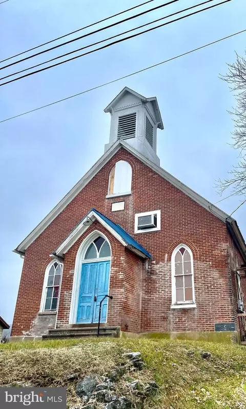 5813 Oley Turnpike Rd, Oley, PA 19547