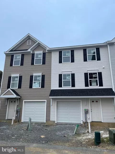 17 Hawley Ct #42, Reading, PA 19606