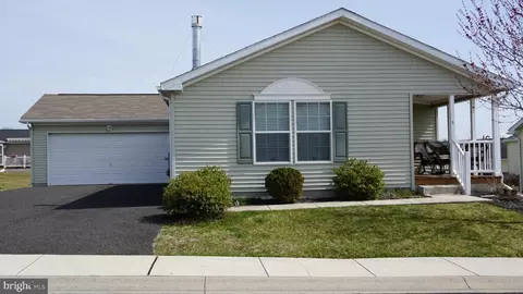 9 Middlemarch Rd, Douglassville, PA 19518