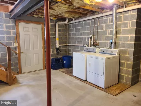 10 Windsor Ct, Reading, PA 19606 photo 33