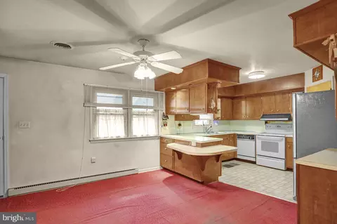 19 Tyrone Ave, Reading, PA 19607 photo 8