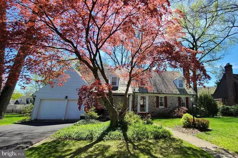 2704 Philmay Ter, Reading, PA 19606