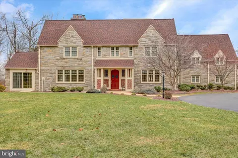 403 Oak Grove Rd, Reading, PA 19601