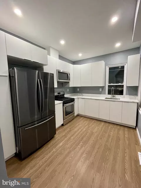 351 N Front St, Reading, PA 19601 photo 31