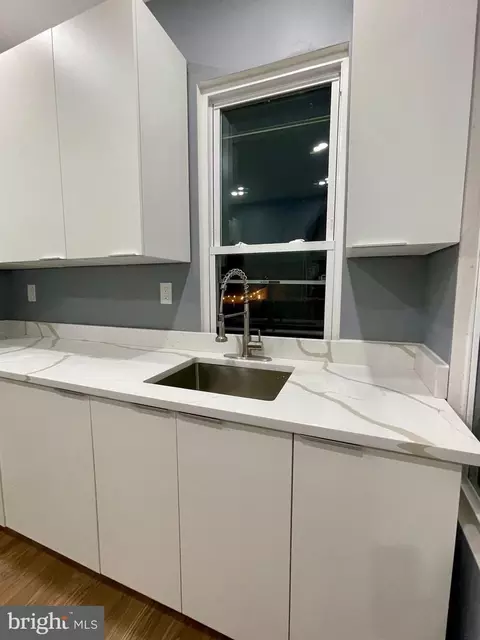 351 N Front St, Reading, PA 19601 photo 29