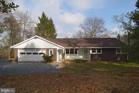 29 Grandview Rd, Wernersville, PA 19565