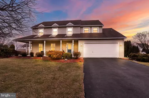329 W Walnut Tree Dr, Blandon, PA 19510