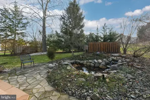 25 Matthew Dr, Reading, PA 19608 photo 5