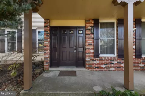 25 Matthew Dr, Reading, PA 19608 photo 2