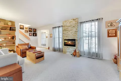 25 Matthew Dr, Reading, PA 19608 photo 7