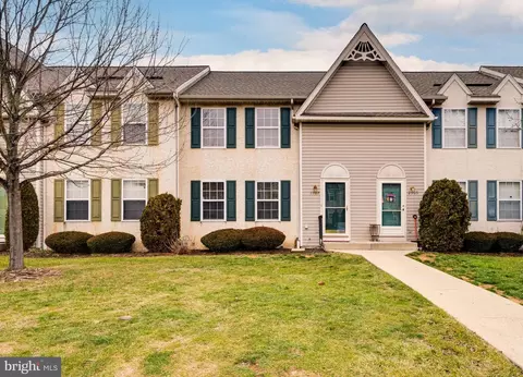 2907 Newport Way, Sinking Spring, PA 19608