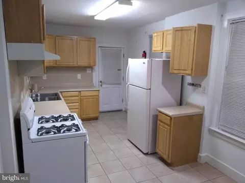 351 Moss St, Reading, PA 19604 photo 14
