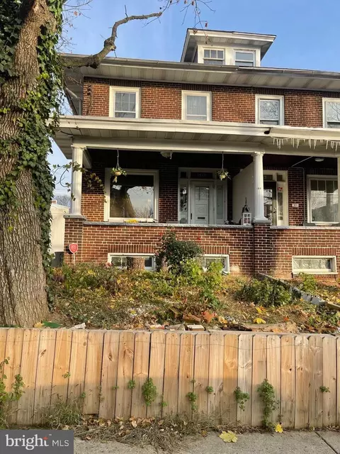 1515 N 11th St, Reading, PA 19604