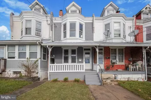109 E High St, Topton, PA 19562
