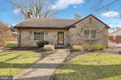 340 E Walnut St, Kutztown, PA 19530