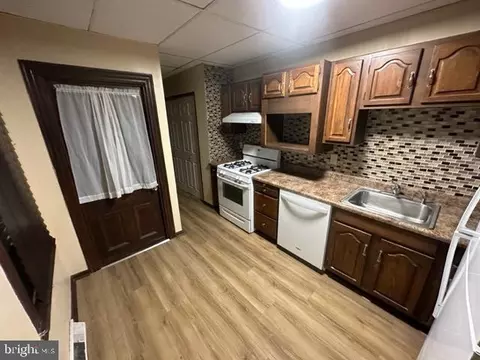 1221 Oley St, Reading, PA 19604 photo 4